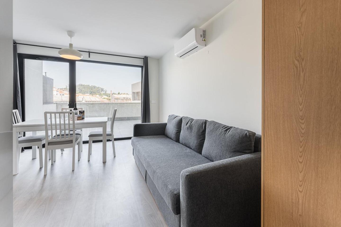 Апартаменты Guestready - Sleek Monochromatic In Bonfim Порту Экстерьер фото