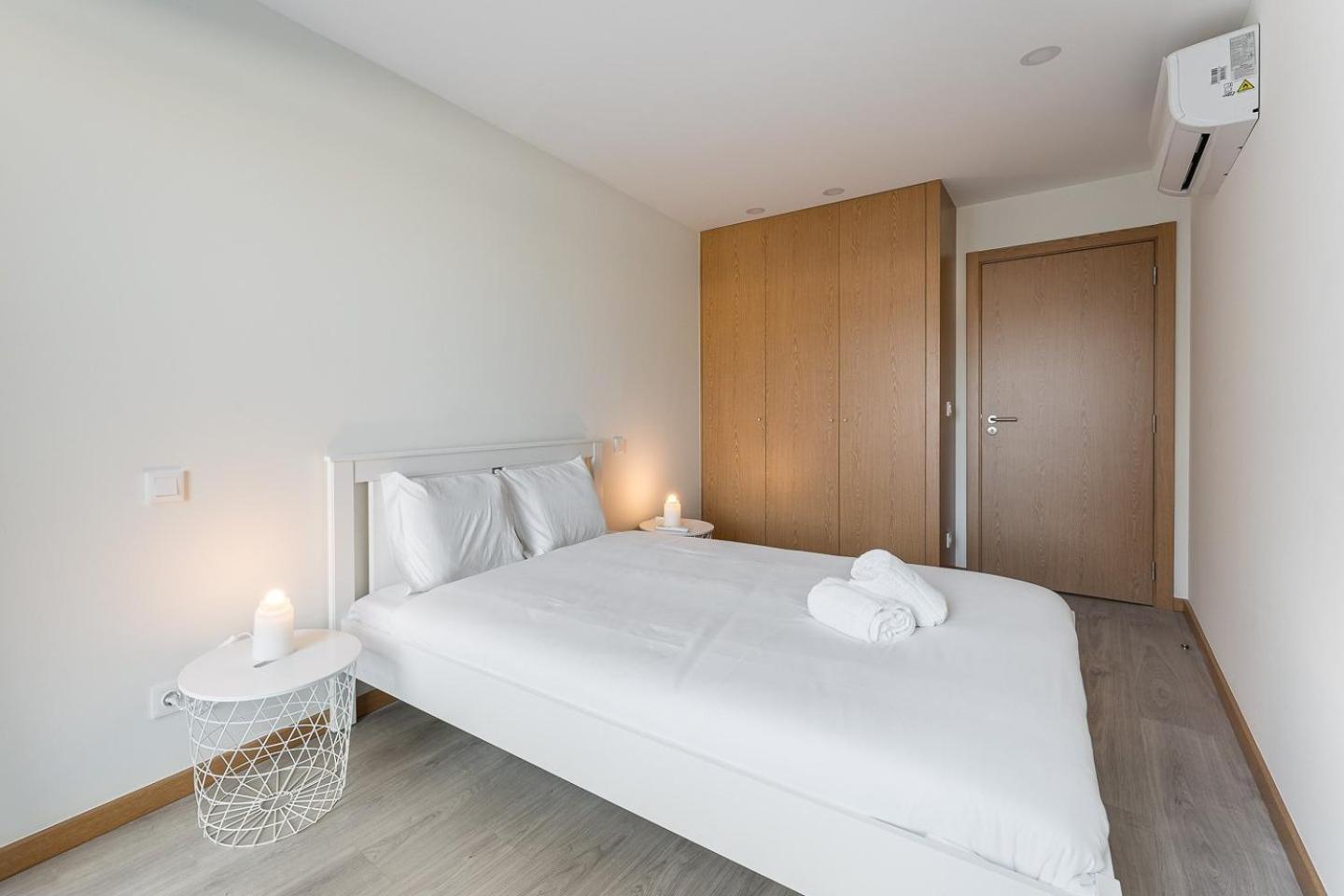 Апартаменты Guestready - Sleek Monochromatic In Bonfim Порту Экстерьер фото